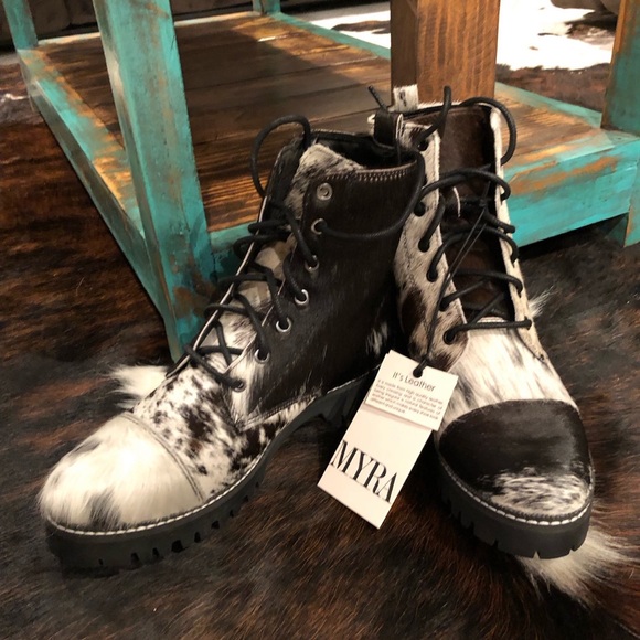 Fervence Cowhide Combat Boot - Picture 3 of 3